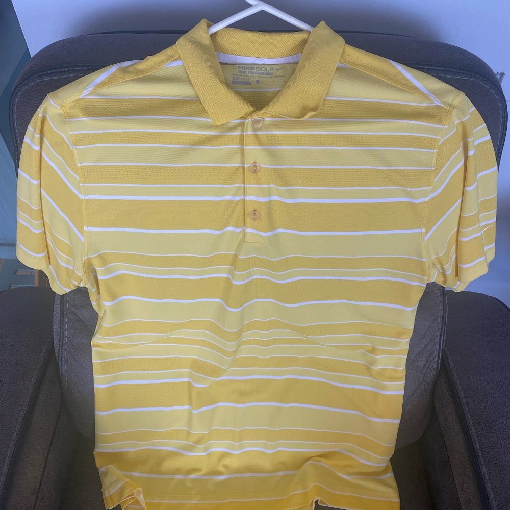NIKE, LARGE, YELLOW